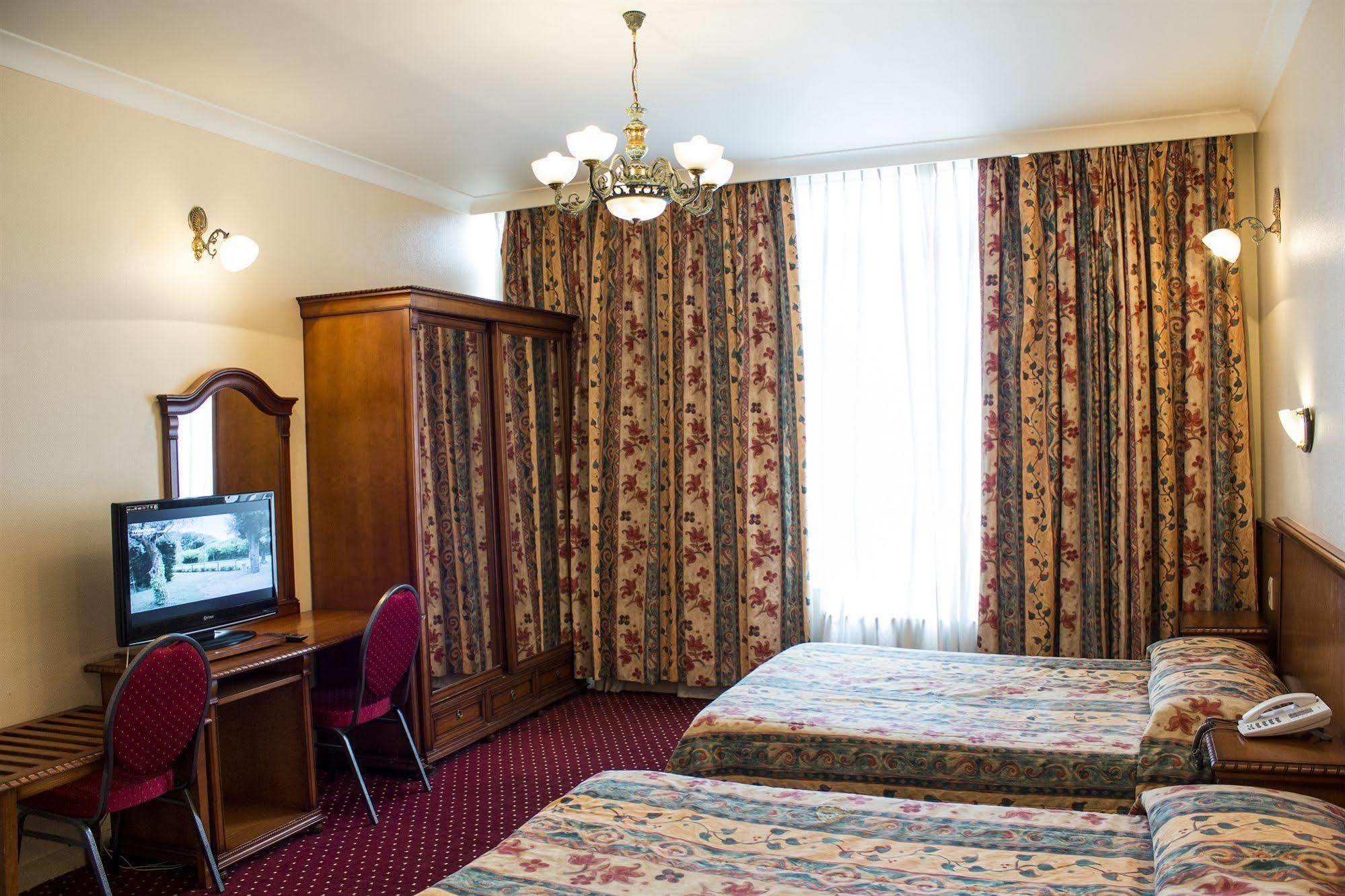 Hotel Continental Saint-Gilles Dış mekan fotoğraf