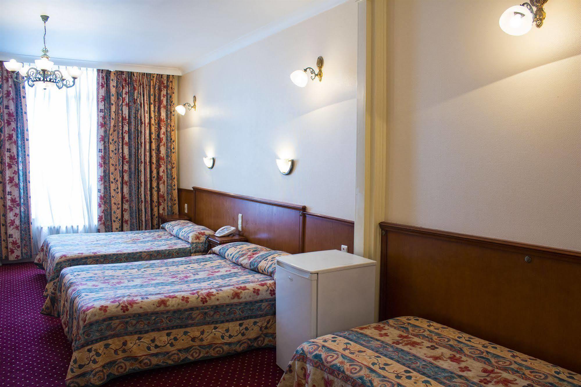 Hotel Continental Saint-Gilles Dış mekan fotoğraf